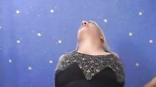 European babe gets warm golden shower and sucks