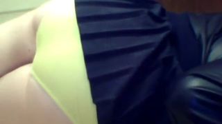 Big turd in yellow panties