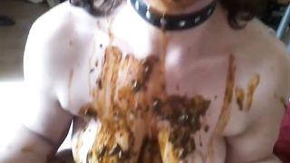 Scat smearing on her face