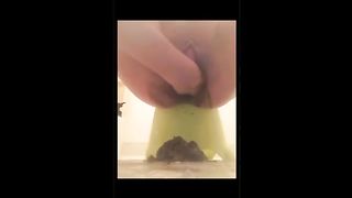 Fisting her ass after pooping