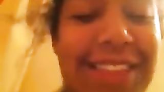 Ebony slut shitting