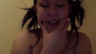 Slowly smearing shit on her feet