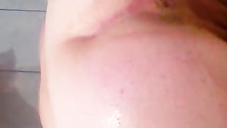 Shitting on bedroom floor