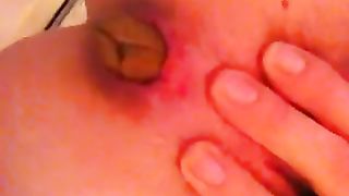 Hot lady shitting in close up