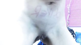 Camgirl shitting on webcam