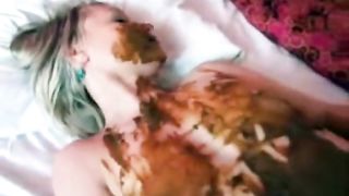 Blonde milf masturbating solo