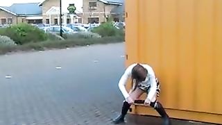Peeing after a big container