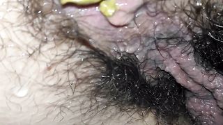 Hairy Pakistani babe shitting in close up