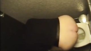 Spying on girls while they shit