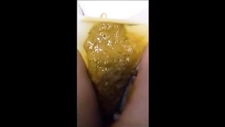 Amateur pantypoop with American fat girl