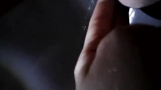 Teen pissing on fingers - EXKAT