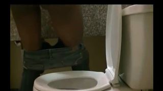 Toilet Black Porn - Black girl trying to poop in toilet