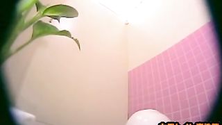 Hairy Japanese girl shitting