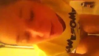 Skinny girl shitting in her panties