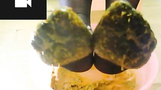 Thai girl smears shit on her feet