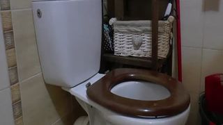 Horny college girl pooping in toilet