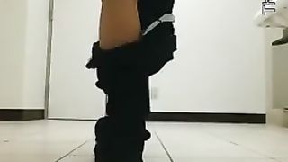 Smoking brunette teen shitting