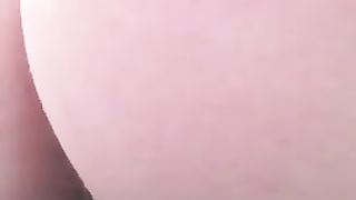 Bubble butt slut shitting