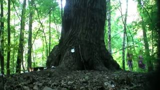 Pregnant babe shitting outdoor