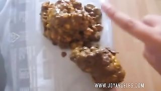 Same girl pooping twice