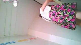 Spying on a Chinese girl pooping