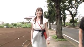 Petite Jaanese girl puking on her boyfriend