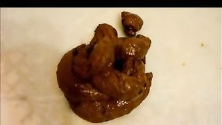 She did a real mess between butt cheeks