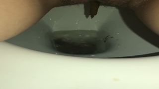 Hairy babe pooping in toilet