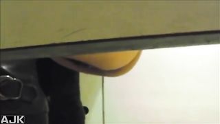 Toilet girl farting and shitting