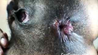 Very hairy beauty pooping