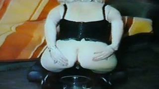 Feeding her boyfriend with shit