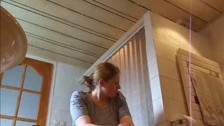 Huge dump on slave's face