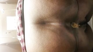 Fat girl pooping in doggystyle