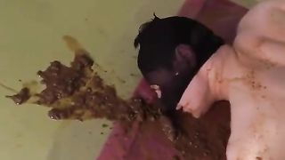 Beautiful teen pooping on boyfriend's face