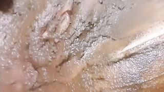 She masturbates with shit