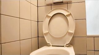 Ex wife pooping on a plate