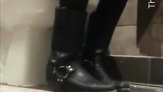 Home and public poops