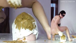 Petite brunette pooping on boyfriend's face