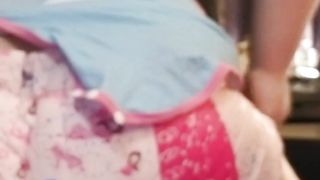 Redhead babe shitting in her diapers