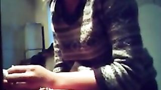 Caught a sexy teen shitting