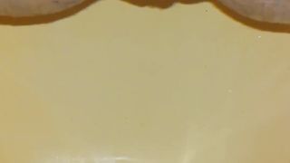 Green shit from tight ass