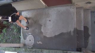 nice asian girl pissing in an alley