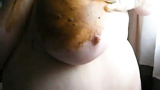 bbw pooping and playing with her shit