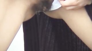 girlfriend pissing in public on the docks