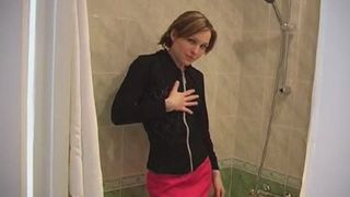 girl with small tits pissing in the shower