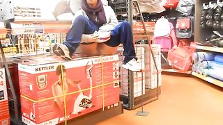 power piss daring piss in the store