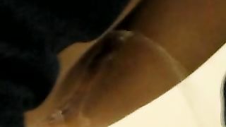 Hidden Cam girl caught shitting