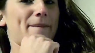 Cutie dancing and pissing