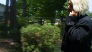 Office girl poops in her panty