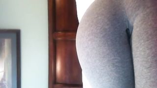 Bitch Peeing on her leggings